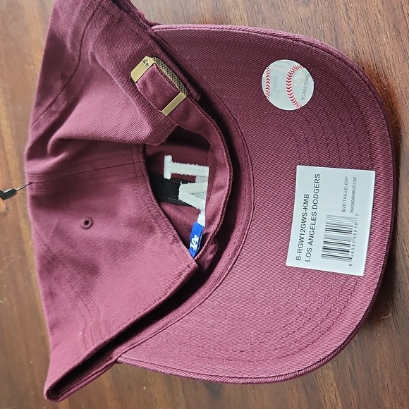 L.A Dodgers Maroon Hat - Picture 3 of 4